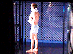 tumblr_mjjx5lJUL61ql439fo1_250.gif