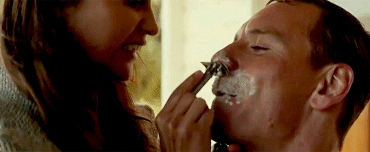 tumblr_ocfhlrebC31qzs7uio7_r1_540.gif