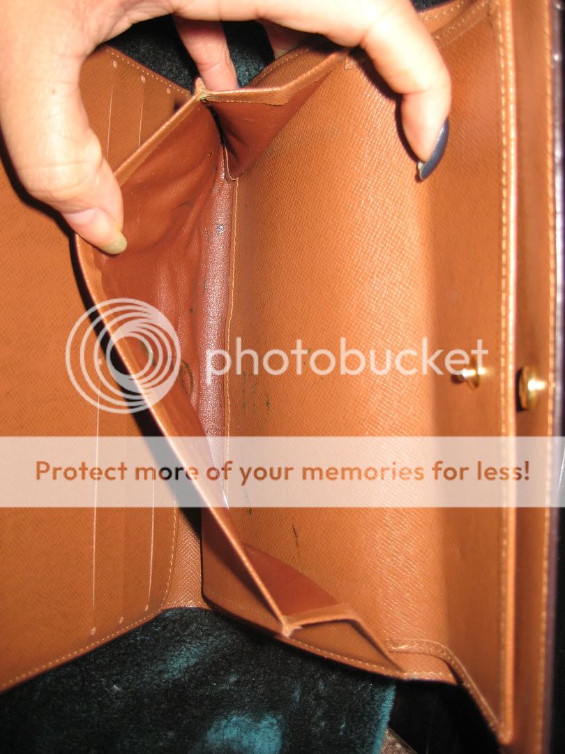 Date Code & Stamp] Louis Vuitton Classic Bifold Monogram Wallet