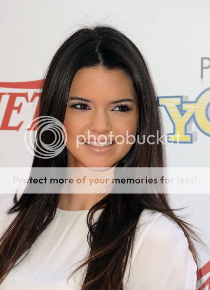 kendall-jenner-birth-control-01-1.jpg