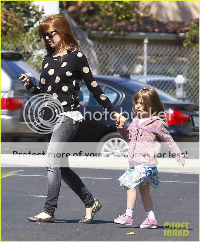 isla-fisher-olive-hair-salon-03.jpg