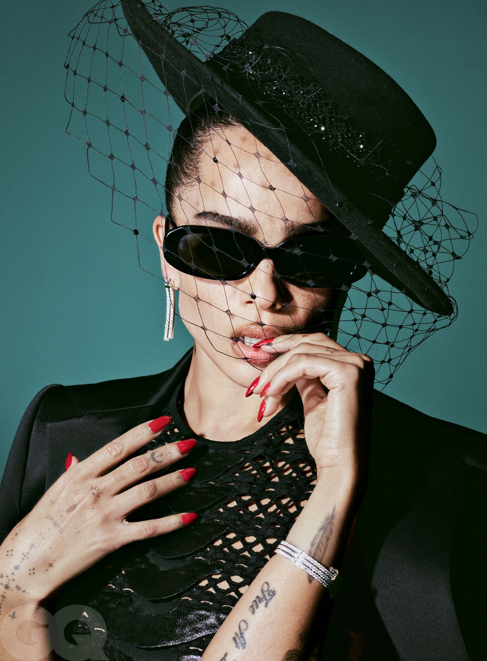 GQ1222_Kravitz_05.jpg