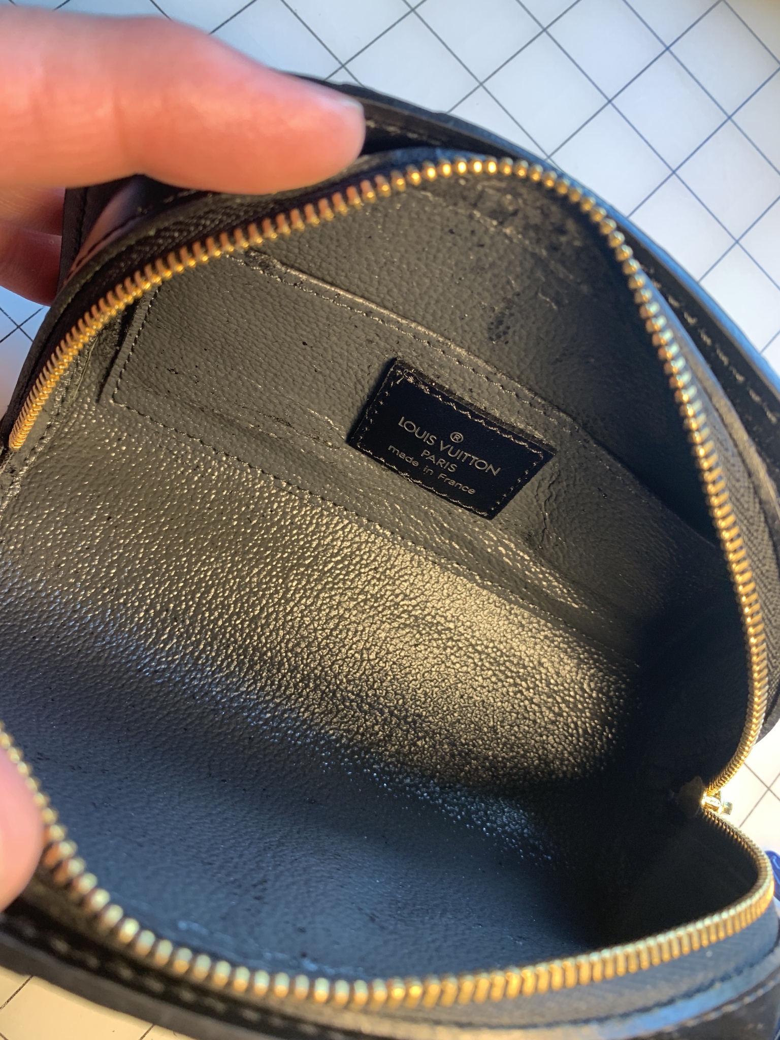 HOW TO CLEAN Louis Vuitton Epi LEATHER 