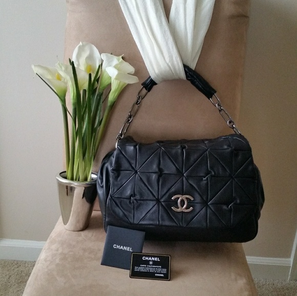 Comparing the Gucci GG Matelassé to the Chanel Classic Flap Bag