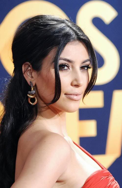 kim-kardahsian-premios-10168-1.jpg