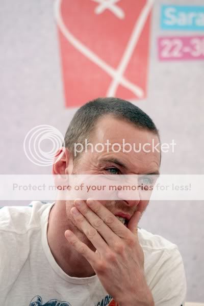 tumblr_lp4jf4m9NX1qlneiao1_400.jpg