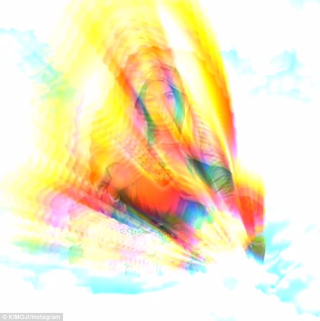3F6F63D200000578-4430946-image-a-72_1492733461013.jpg