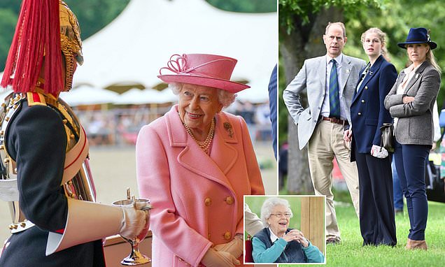 www.dailymail.co.uk