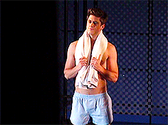 tumblr_mjjx5lJUL61ql439fo6_250.gif