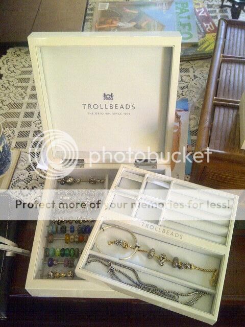 trollbeadsbox_zpsf1c889ab.jpg