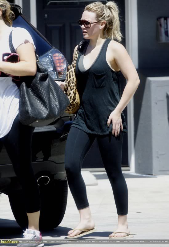 03407_hilary_duff_paty_restaurant-5.jpg