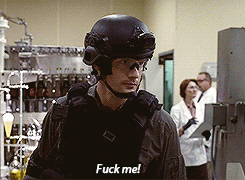 tumblr_mqbfl3g3bR1r3zsf6o6_250.gif