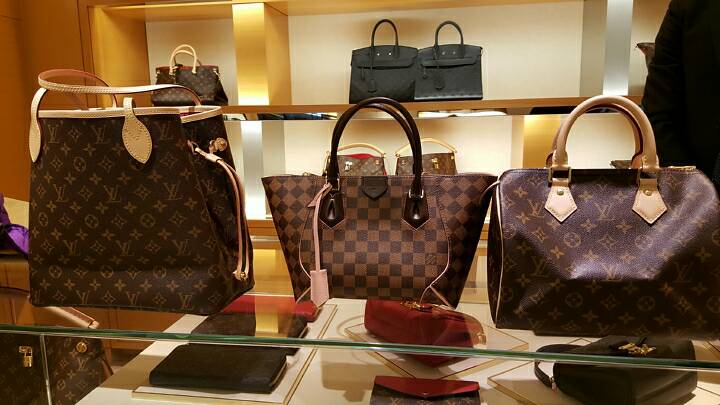 LOUIS VUITTON NEVERFULL MM VS GM//MOD SHOTS (requested video