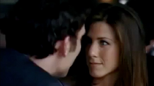 video-undefined-2132391A00000578-129_636x358.jpg