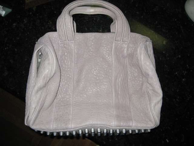 img2413ar.jpg