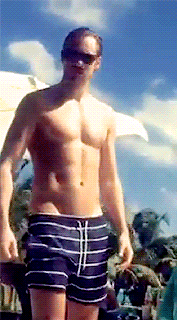 tumblr_o0m7s9Imx81ty8mi0o3_250.gif