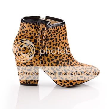 EstherBoots.jpg