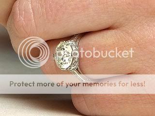 emily-blunt-ring.jpg