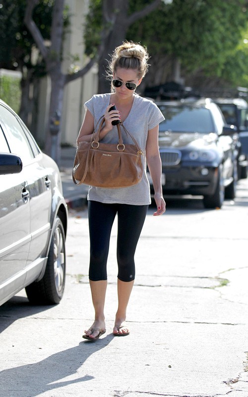 Please ID Lauren Conrad's shirt and leggings!