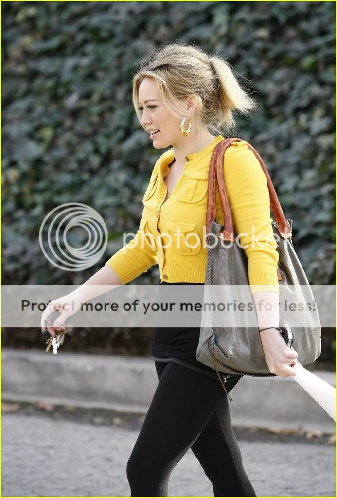 hilary-duff-muxo-handbag-08.jpg