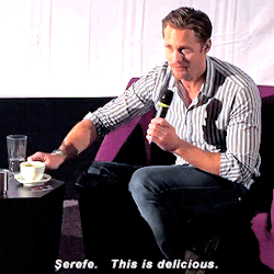 tumblr_o2z9fqrcXY1ty8mi0o3_r1_250.gif