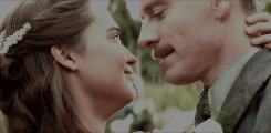 tumblr_obyuq1B0PN1vcemnxo2_250.gif