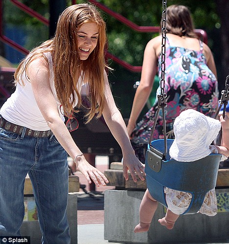 article-0-024381DB00000578-307_468x499.jpg