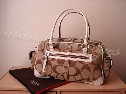 satchel20012.jpg
