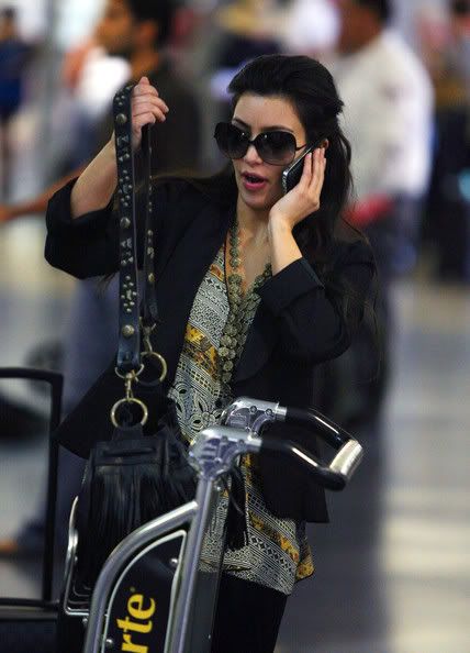 KardashiansoutoftheAfricaXGfnQDs_sl.jpg