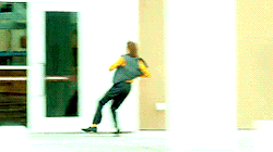 tumblr_o2553pQOxo1ty8mi0o6_r1_250.gif