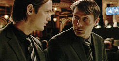tumblr_mpu0alEDfR1r313iio2_250.gif