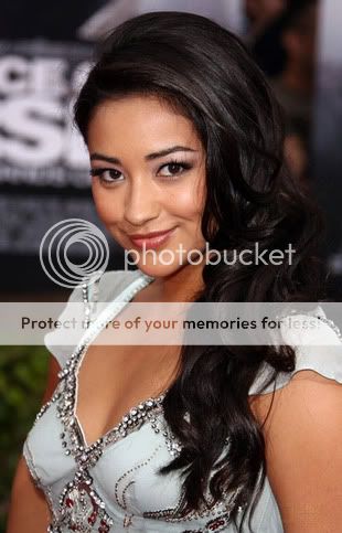 shay-mitchell-hairstyle-16-1.jpg