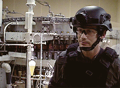 tumblr_mqbfl3g3bR1r3zsf6o5_250.gif