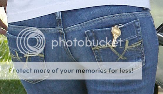 lovejeansbackpocket2.jpg