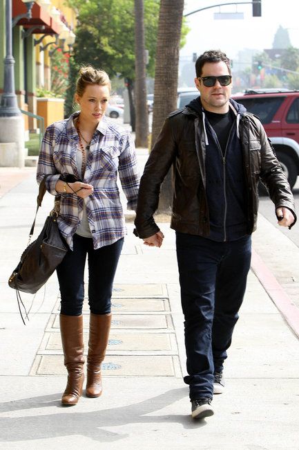 hilary-duff-and-mike-comrie-gallery.jpg