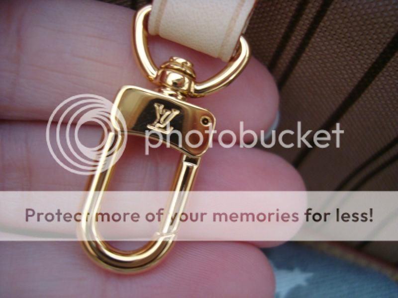 Louis Vuitton Zipper Pull 