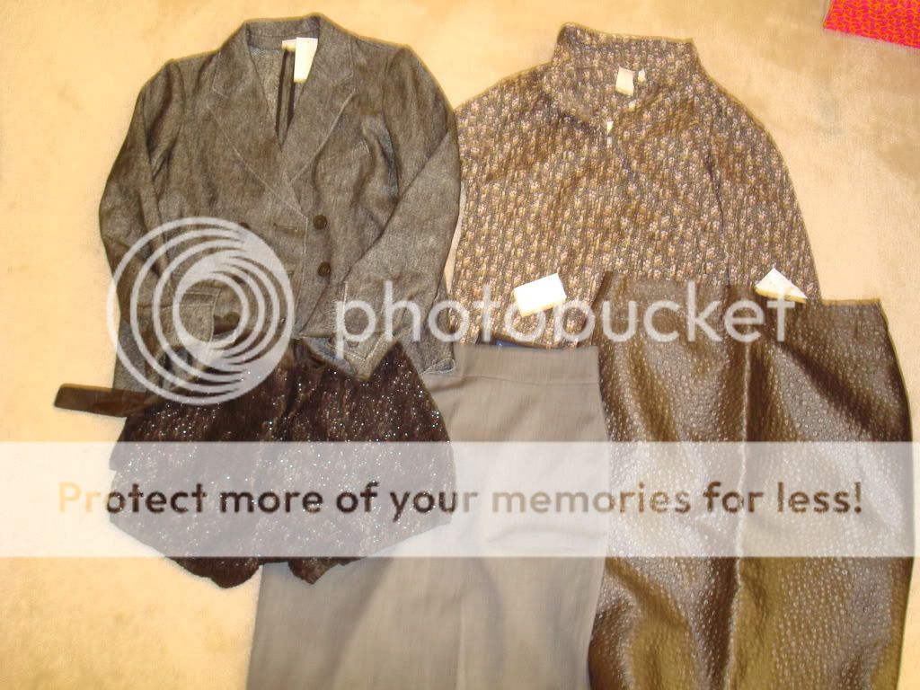 clothes003.jpg