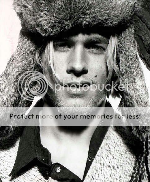 600full-charlie-hunnam.jpg