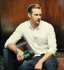 tumblr_o4ezeoEAUx1rtj2i3o1_250.gif