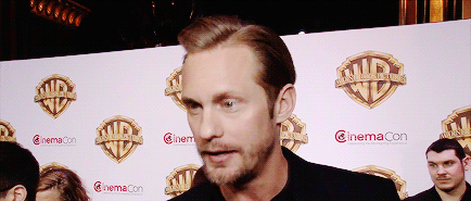tumblr_o5wirl2CsT1rtj2i3o2_500.gif