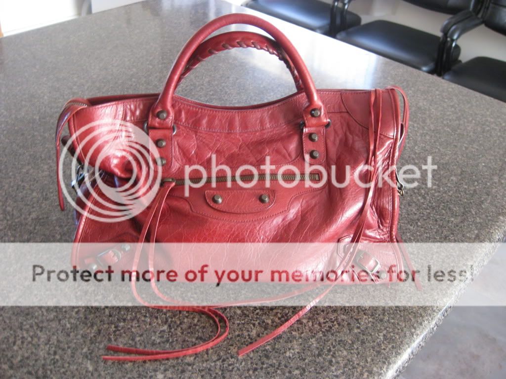 BalenciagaBags003.jpg