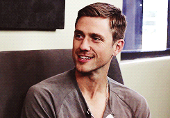 tumblr_mrzqdpk6UL1rubpqlo1_250.gif