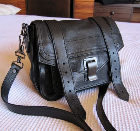 PS1_pouch_full_zpsb6ff8e57.jpg