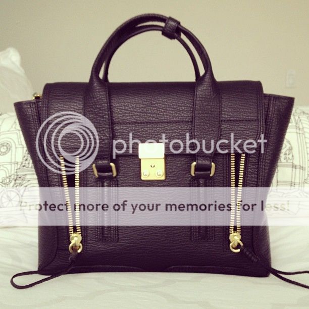 blackmediumpashlisatchel_zpsb0d87f11.jpg