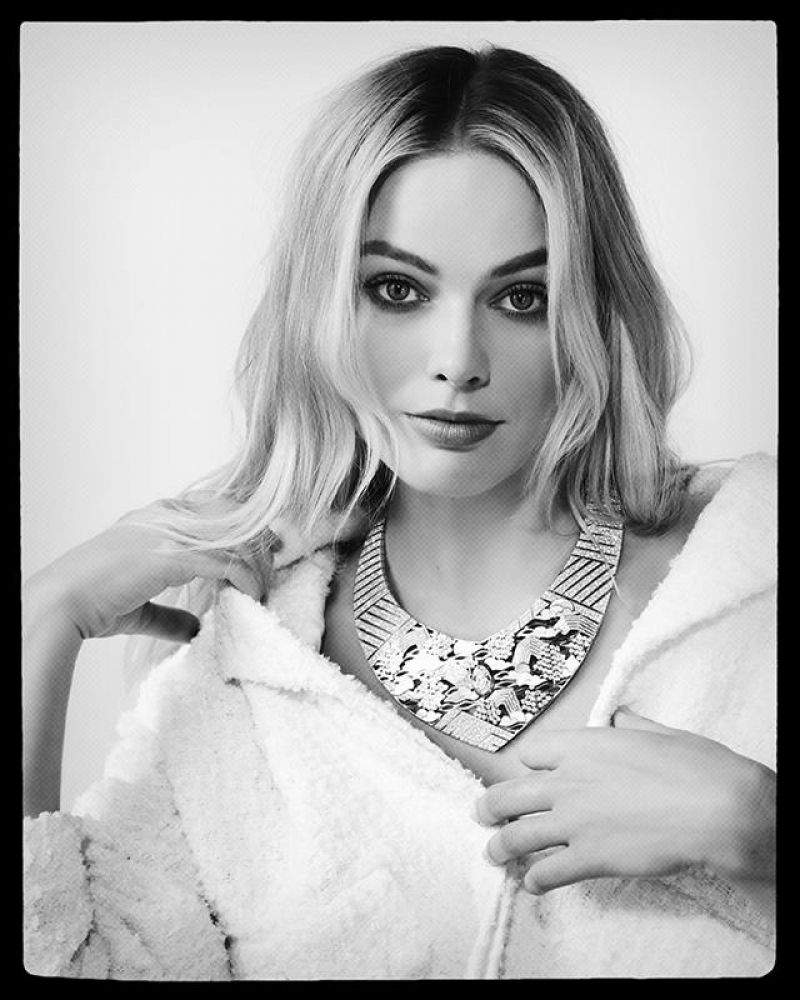 margot-robbie-for-chanel-2019-5.jpg