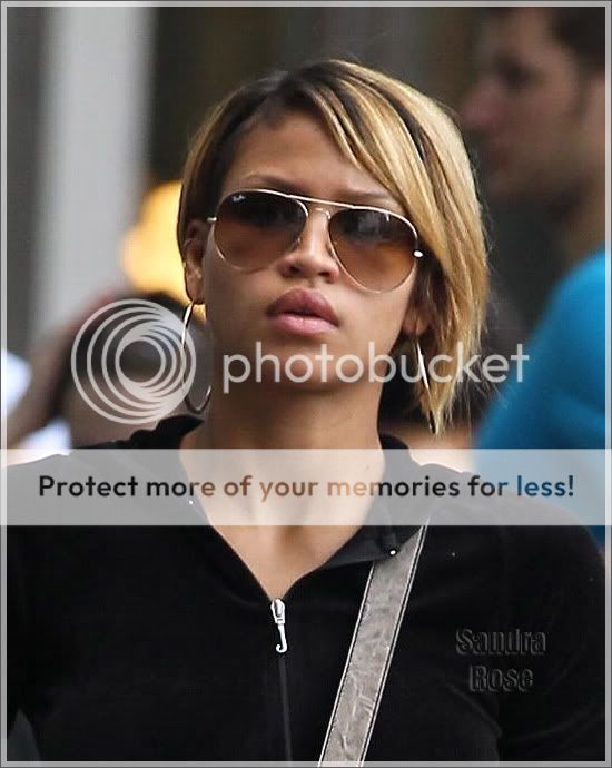 cassie-whole-foods-INF.jpg