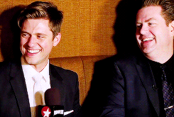 tumblr_mmjv1cQKEX1qleje6o6_r1_250.gif
