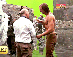 tumblr_nzbglg41ap1ty8mi0o5_250.gif