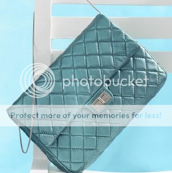CHANEL Classic Flap 6 Key Holder Quilted Caviar