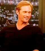 tumblr_m9mwk5nrpE1qcv6i8o3_250.gif